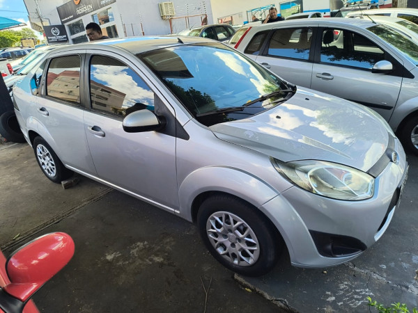 FORD Fiesta Sedan 1.6 4P FLEX