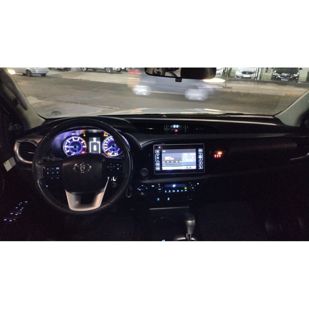 Hilux Caminhonete 2.8 16V SRV 4X4 DIESEL CABINE DUPLA AUTOMÁTICO