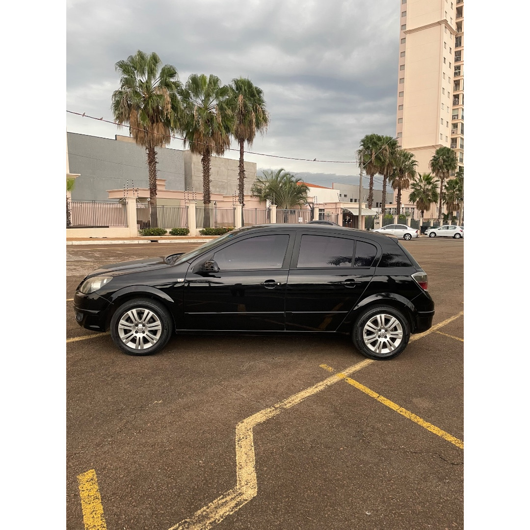 Vectra Hatch 2.0 4P FLEX GT