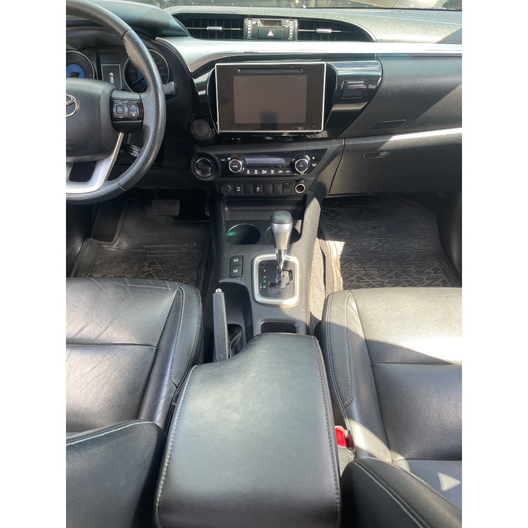 Hilux Caminhonete 2.8 16V SRV 4X4 DIESEL CABINE DUPLA AUTOMÁTICO
