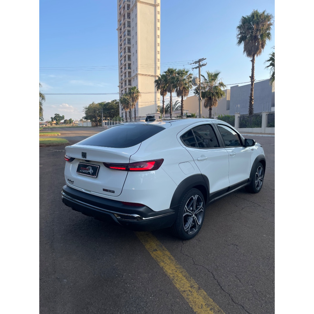 FIAT Fastback 1.3 16V 4P FLEX ABARTH TURBO 270 LIMITED EDITION AUTOMÁTICO