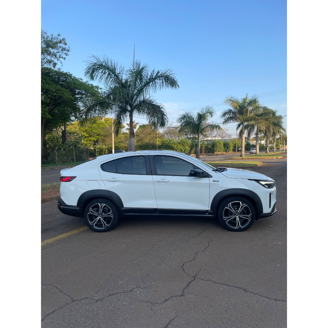 FIAT Fastback 1.3 16V 4P FLEX ABARTH TURBO 270 LIMITED EDITION AUTOMÁTICO