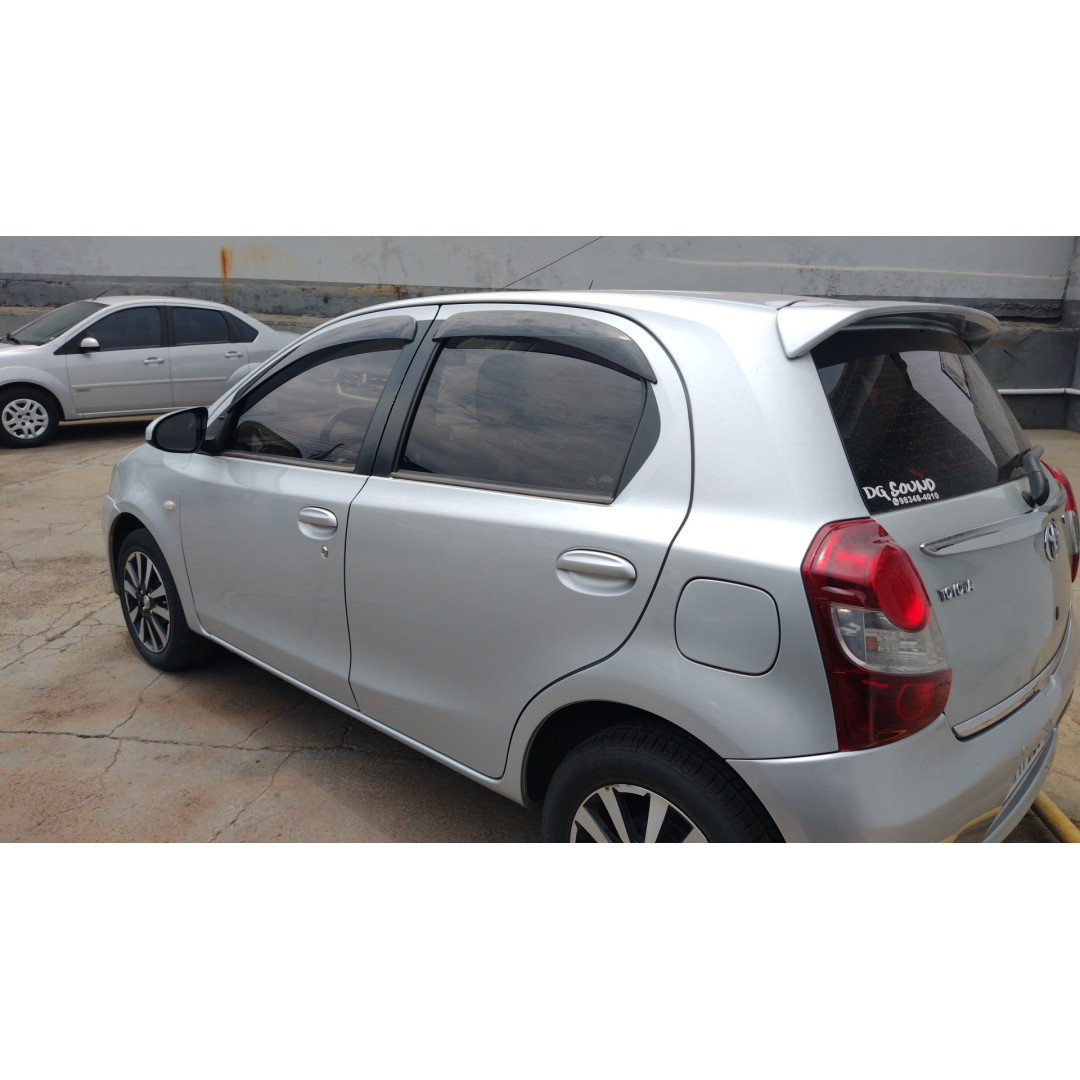 TOYOTA Etios Hatch 1.5 16V 4P FLEX PLATINUM