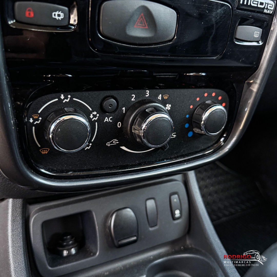 Duster 1.6 16V 4P FLEX DYNAMIQUE