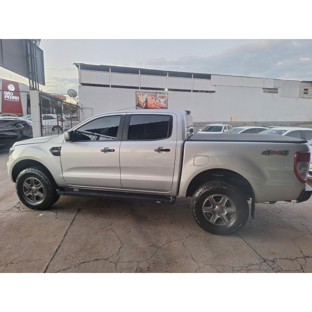 Ranger 2.2 16V XLS DIESEL 4X4 CABINE DUPLA AUTOMÁTICO