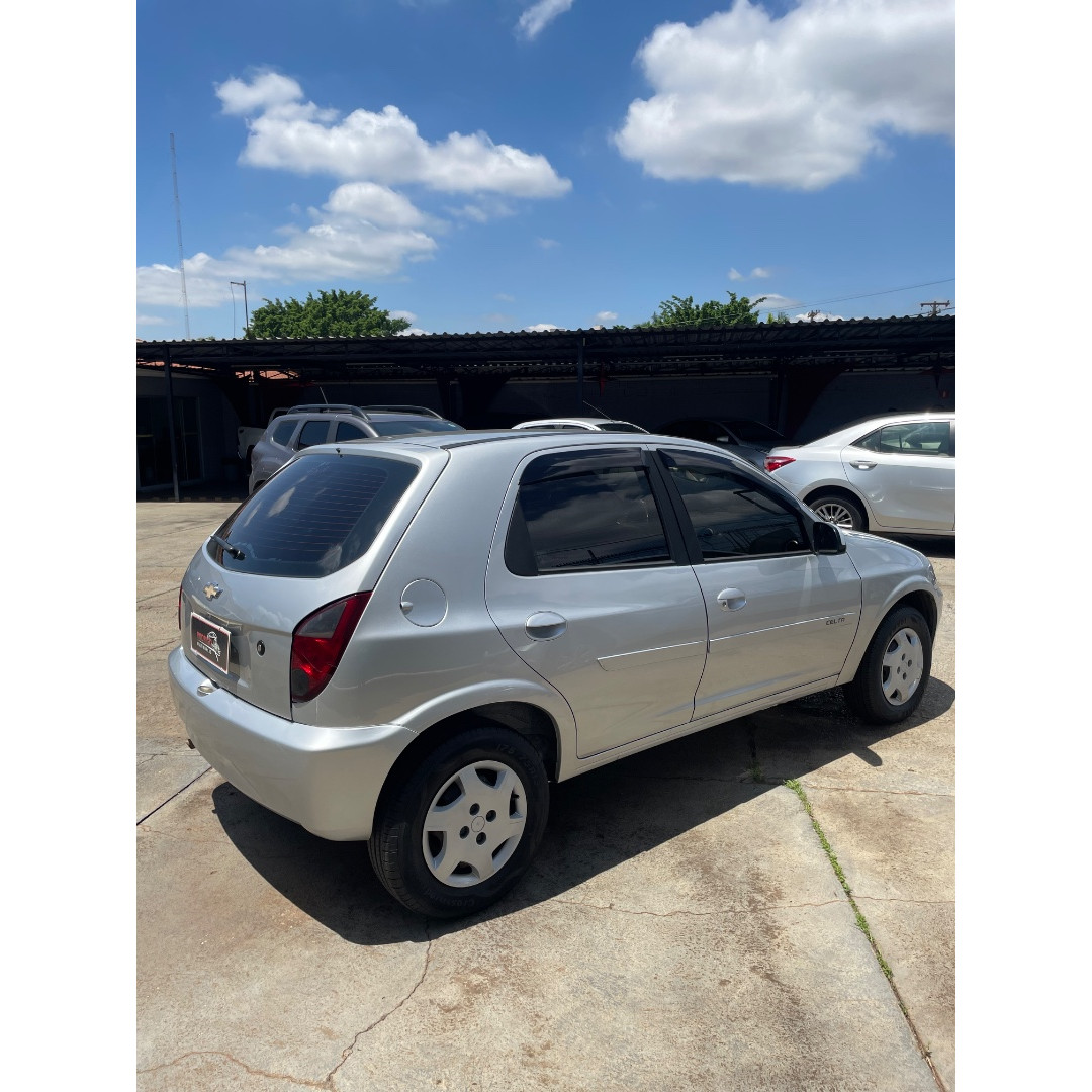 CHEVROLET Celta 1.0 4P LT FLEX