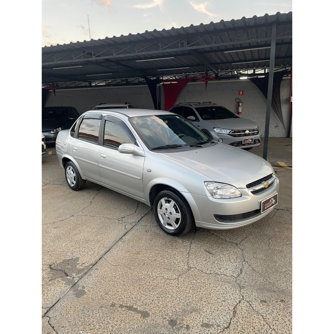 Classic Sedan 1.0 4P VHCE FLEX LS