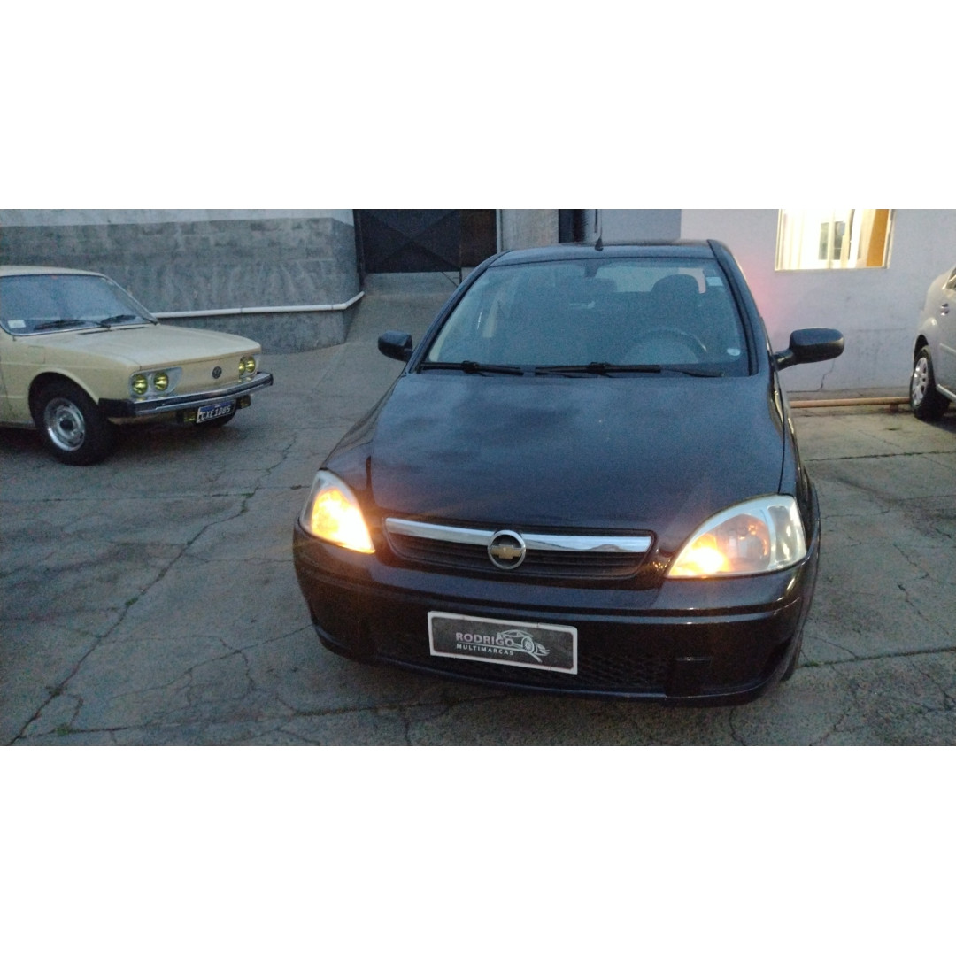 Corsa Sedan 1.4 4P MAXX FLEX