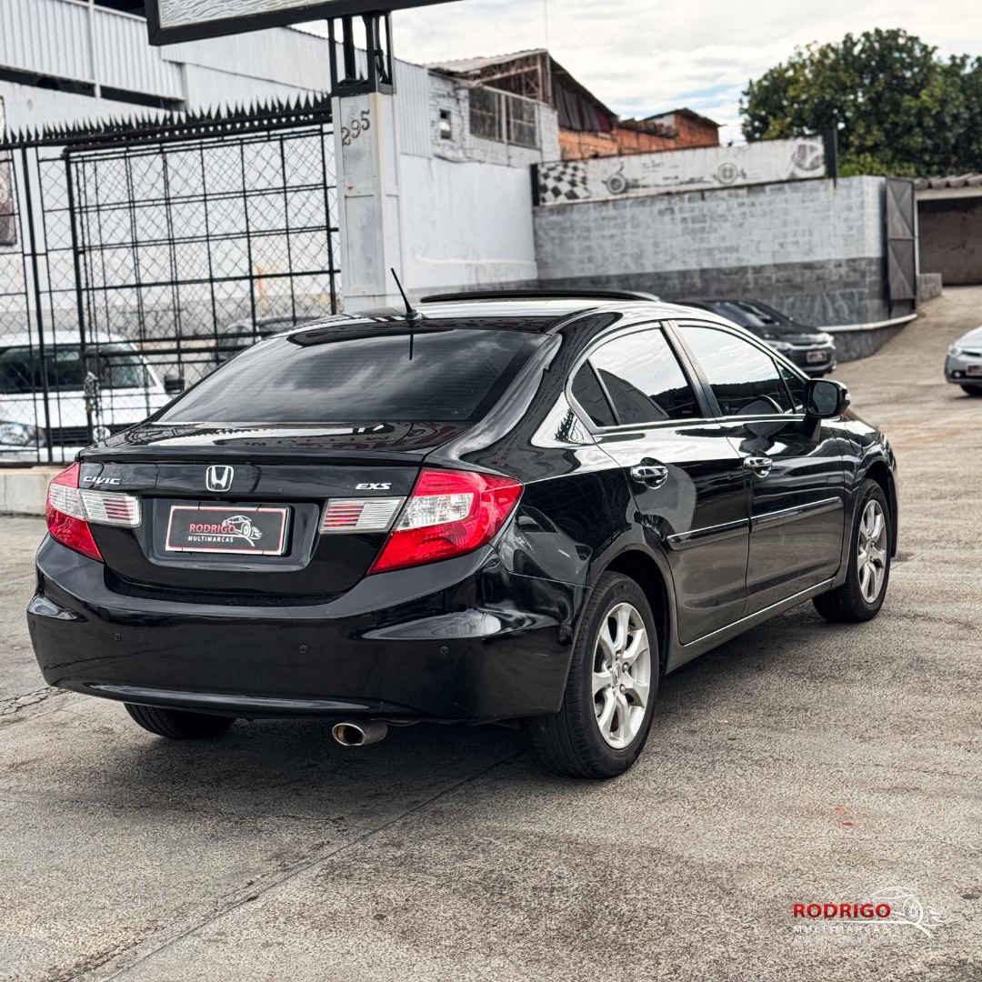 Civic 1.8 16V 4P FLEX EXS AUTOMÁTICO