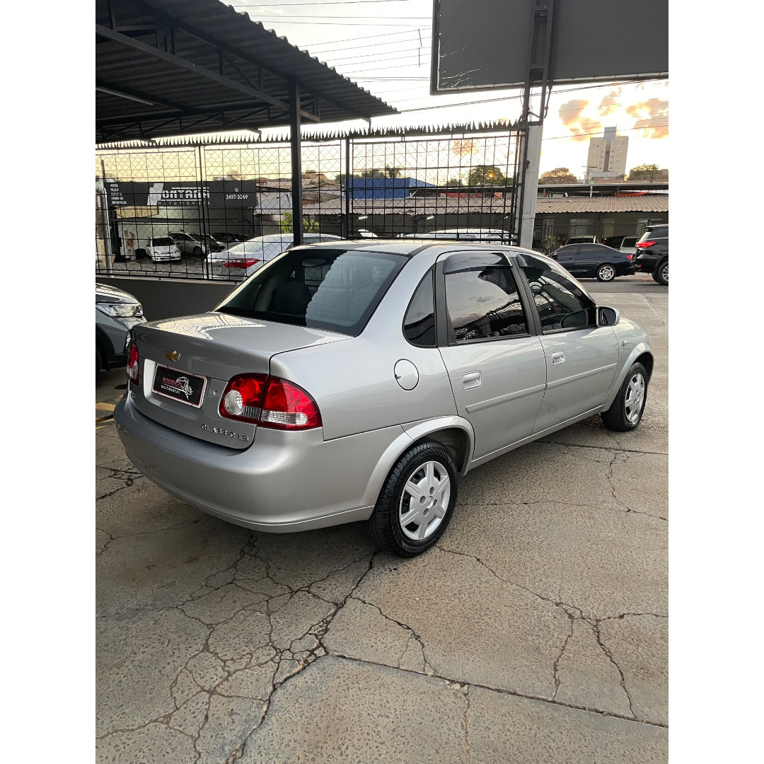 Classic Sedan 1.0 4P VHCE FLEX LS