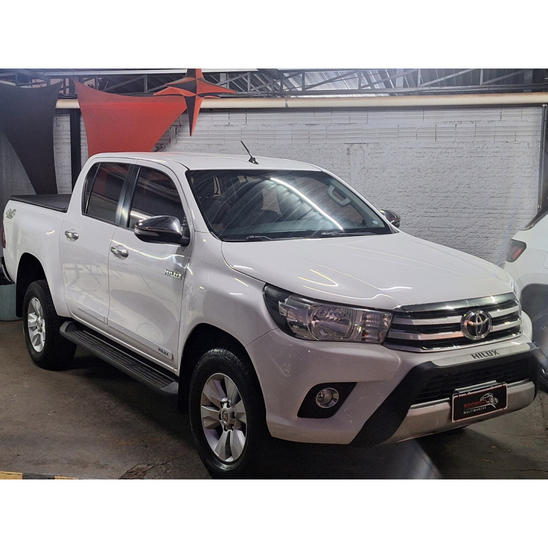 Hilux Caminhonete 2.8 16V SRV 4X4 DIESEL CABINE DUPLA AUTOMÁTICO