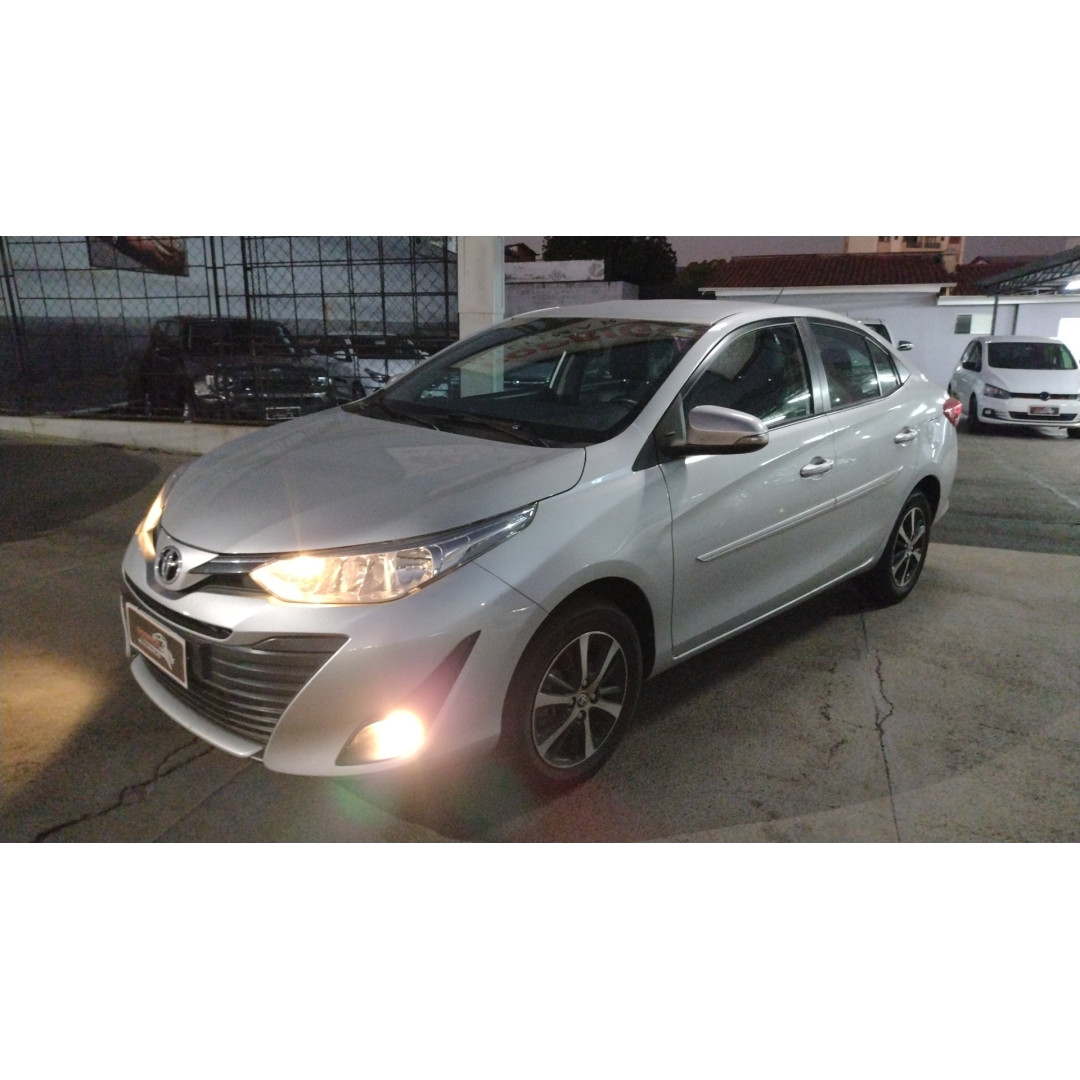 Yaris Sedan 1.5 16V 4P FLEX XS CONNECT MULTIDRIVE AUTOMÁTICO CVT