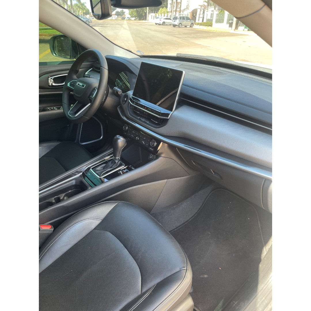 Compass 1.3 16V 4P FLEX LONGITUDE T270 TURBO AUTOMÁTICO