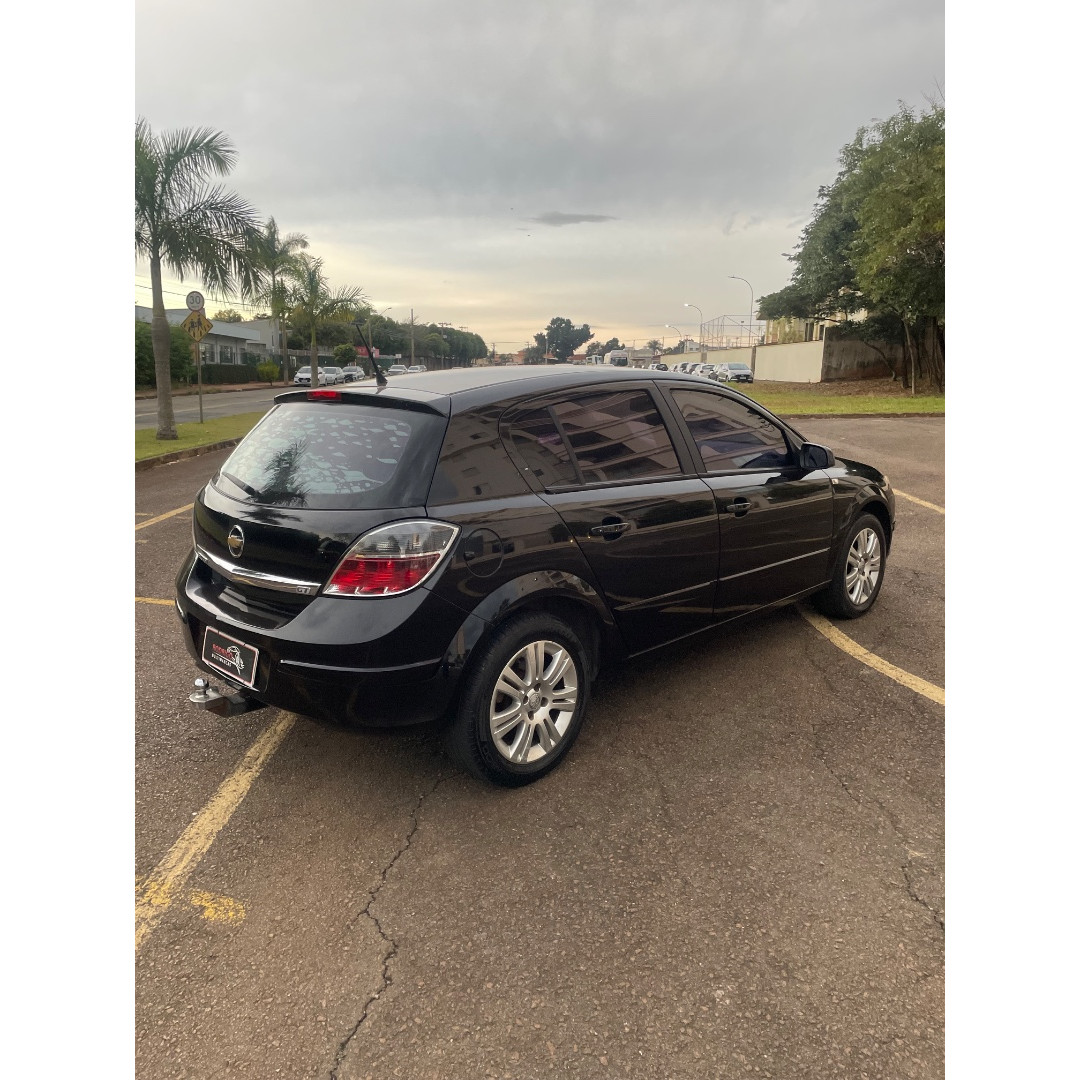 Vectra Hatch 2.0 4P FLEX GT