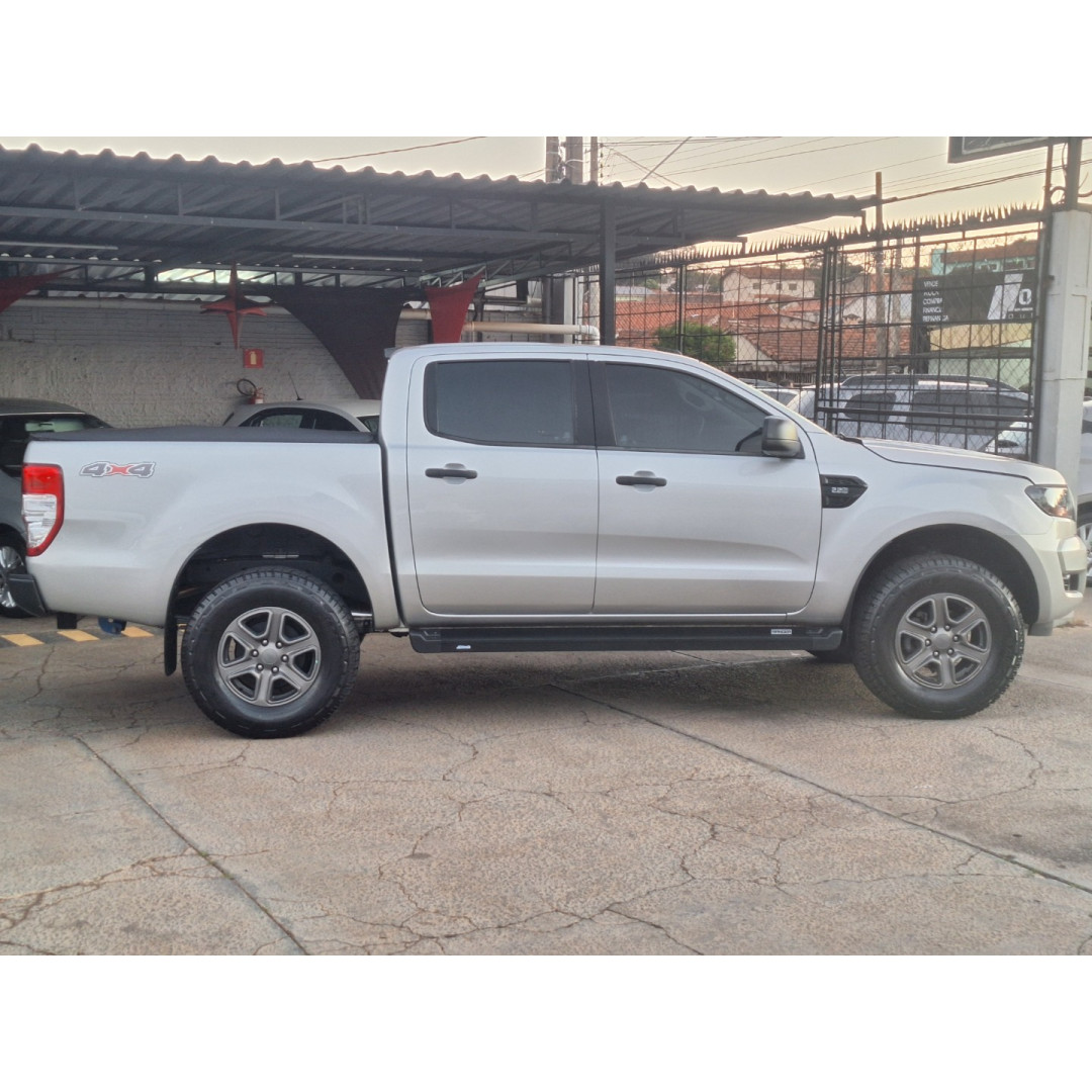 Ranger 2.2 16V XLS DIESEL 4X4 CABINE DUPLA AUTOMÁTICO