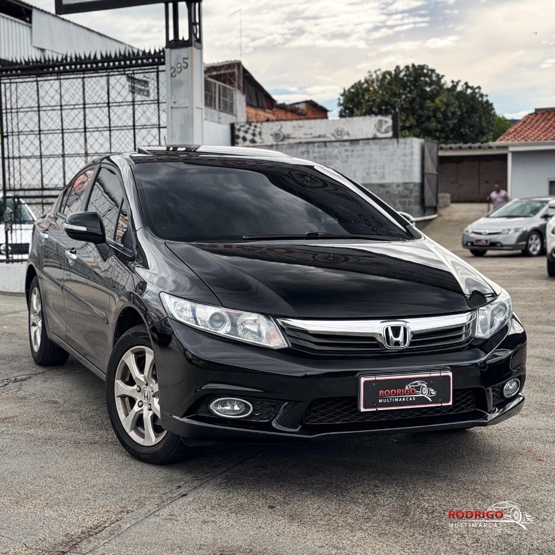 Civic 1.8 16V 4P FLEX EXS AUTOMÁTICO