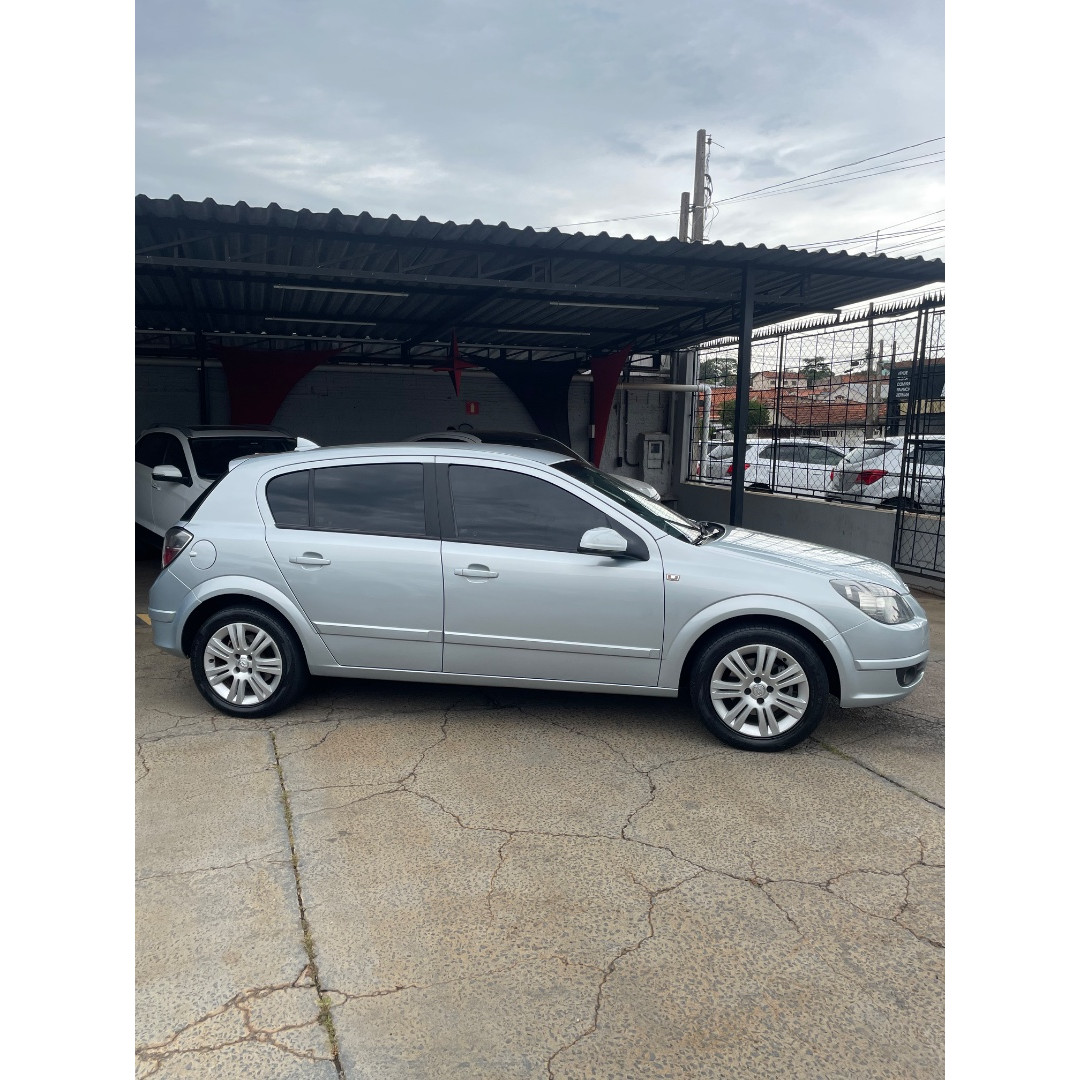 CHEVROLET Vectra Hatch 2.0 4P FLEX GT AUTOMÁTICO