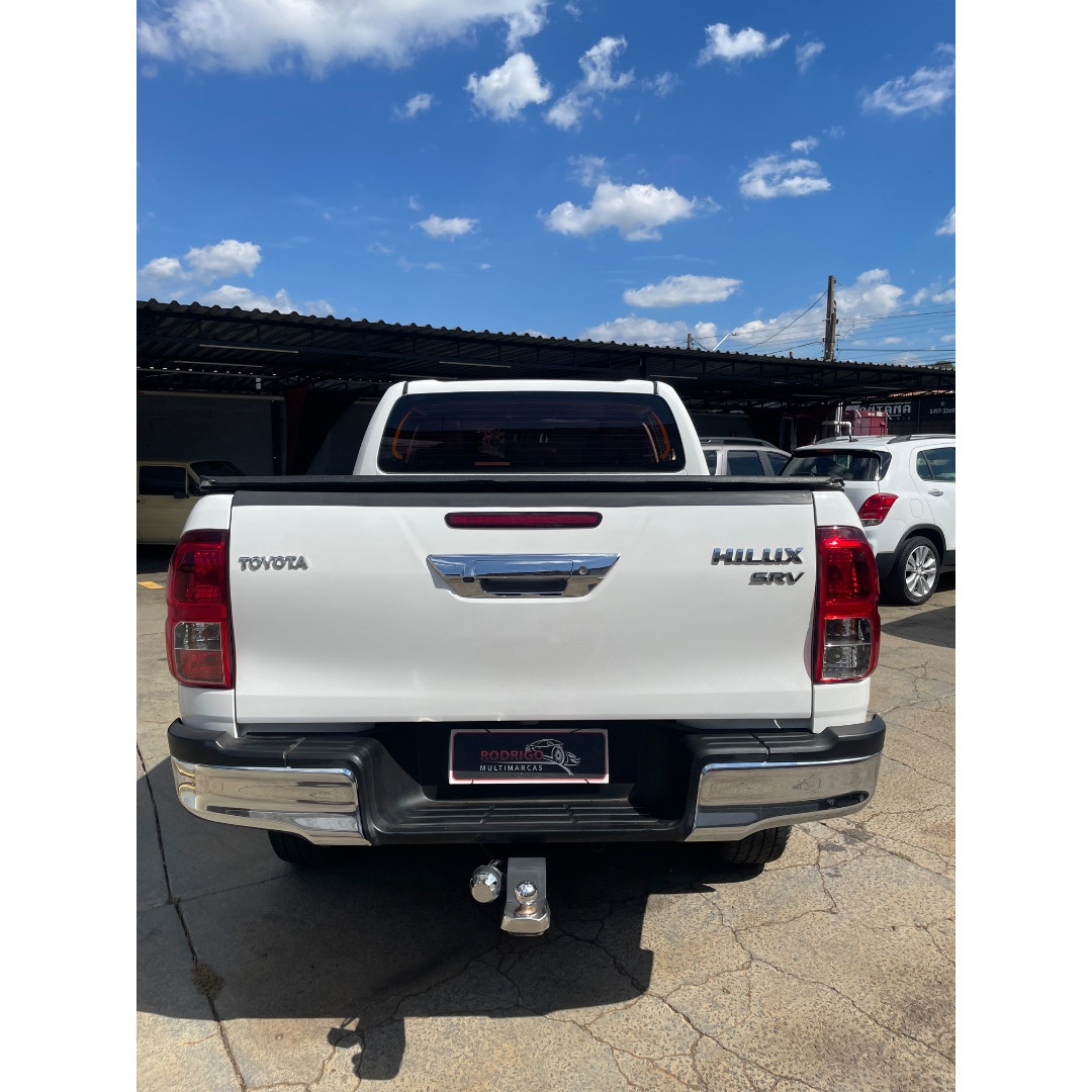 Hilux Caminhonete 2.8 16V SRV 4X4 DIESEL CABINE DUPLA AUTOMÁTICO