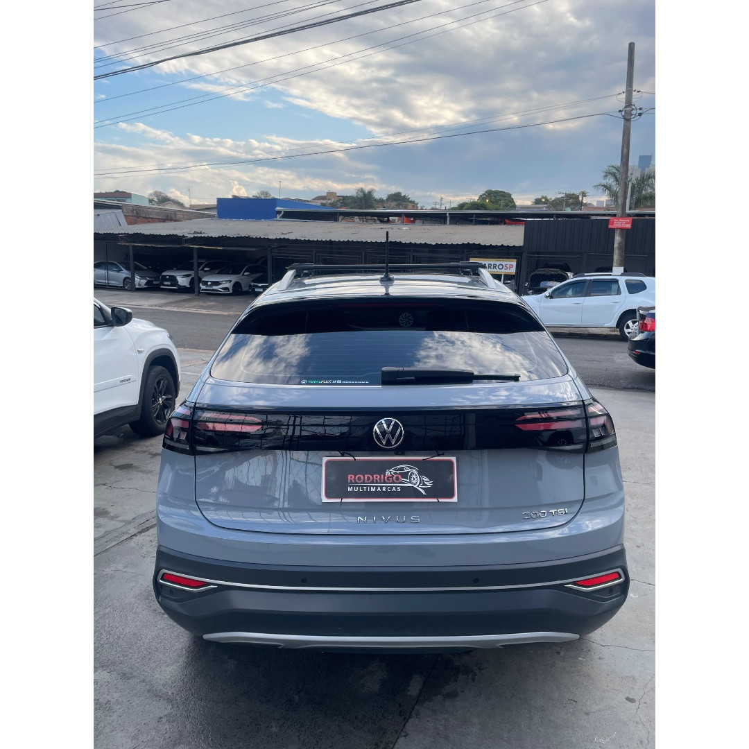 Nivus 1.0 4P FLEX 200 TSI HIGHLINE TURBO AUTOMÁTICO