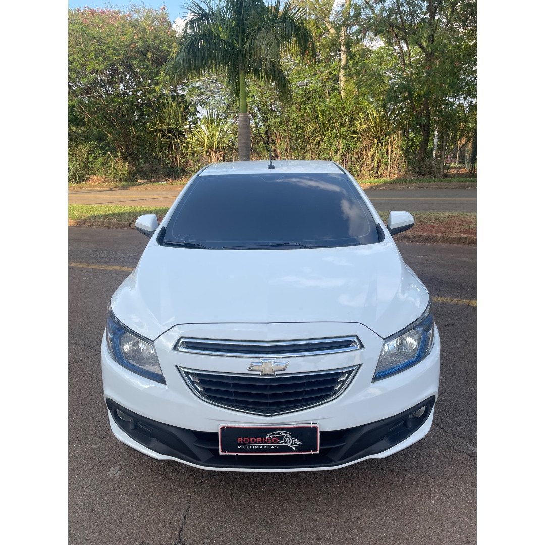 CHEVROLET Onix Hatch 1.4 4P FLEX LT