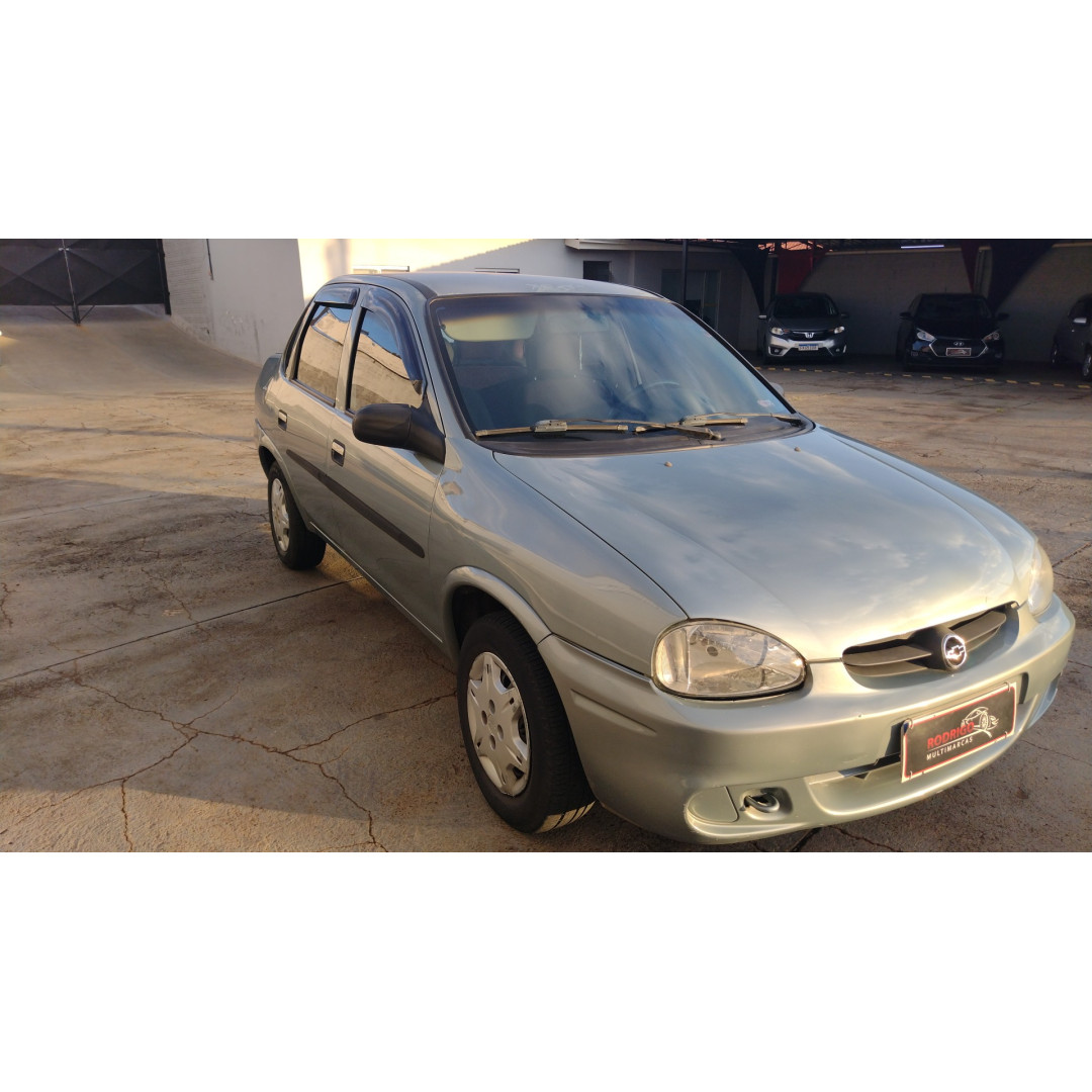 CHEVROLET Classic Sedan 1.6 4P