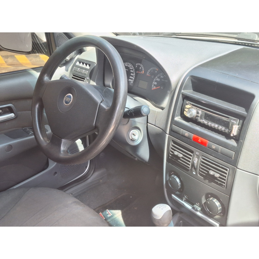 FIAT Palio 1.4 4P ELX 30 ANOS FLEX