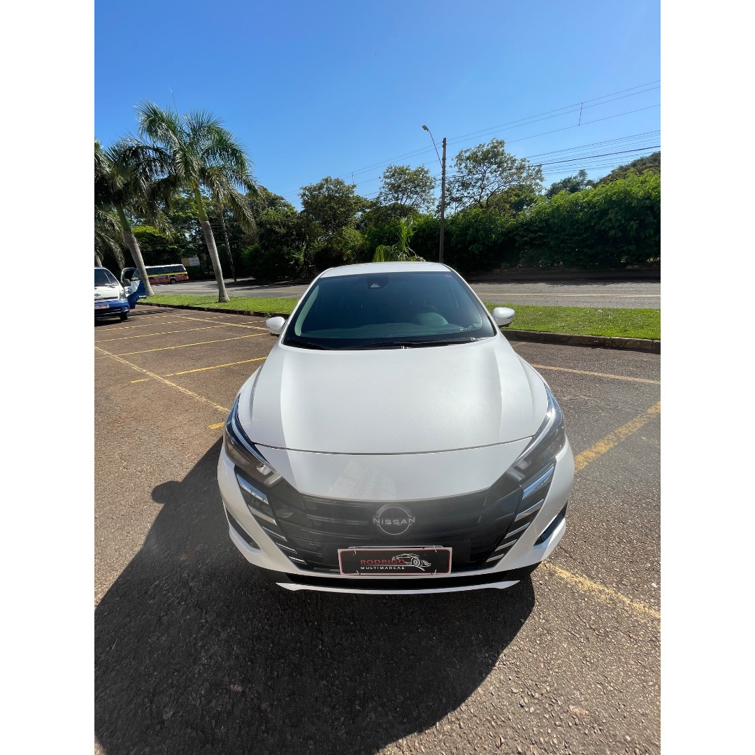 NISSAN Versa Sedan 1.6 16V 4P FLEX EXCLUSIVE XTRONIC AUTOMÁTICO CVT