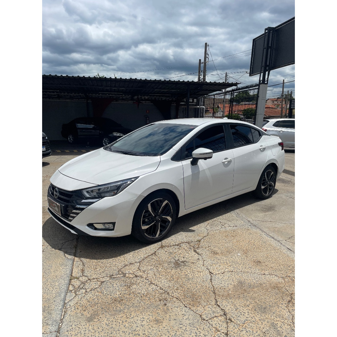 Versa Sedan 1.6 16V 4P FLEX EXCLUSIVE XTRONIC AUTOMÁTICO CVT