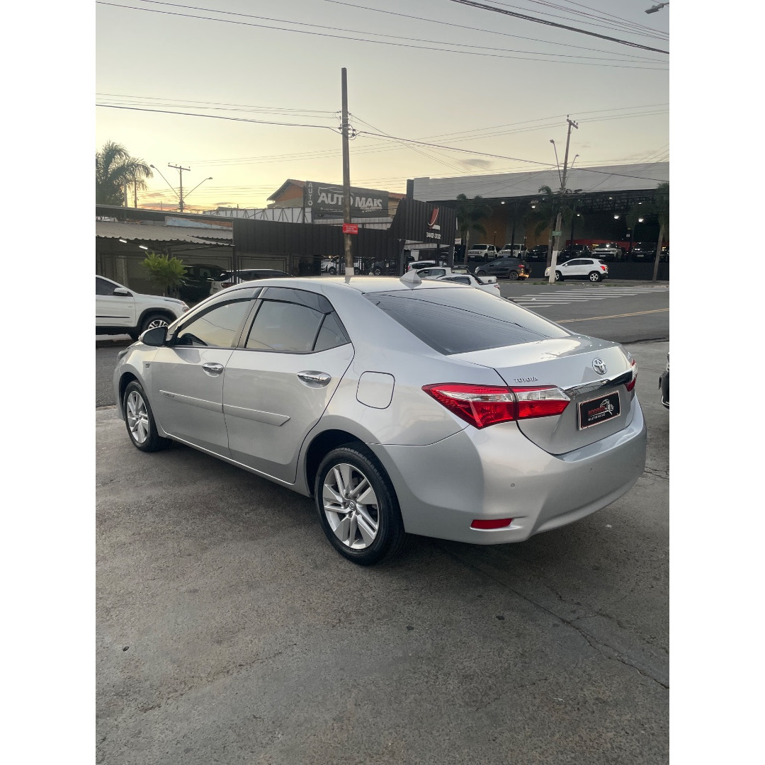 TOYOTA Corolla 1.8 16V 4P GLI FLEX AUTOMÁTICO