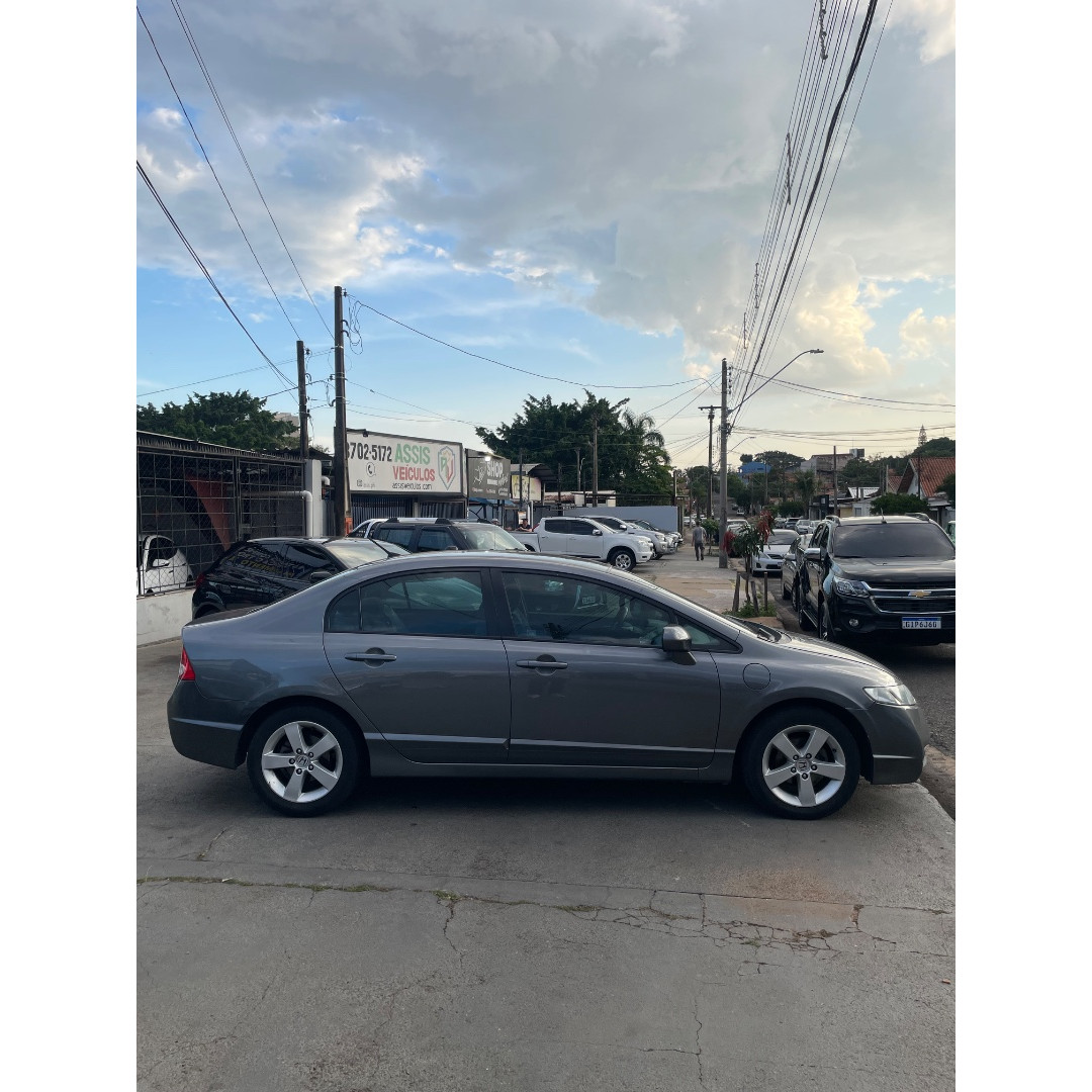 HONDA Civic 1.8 16V 4P FLEX LXS AUTOMÁTICO