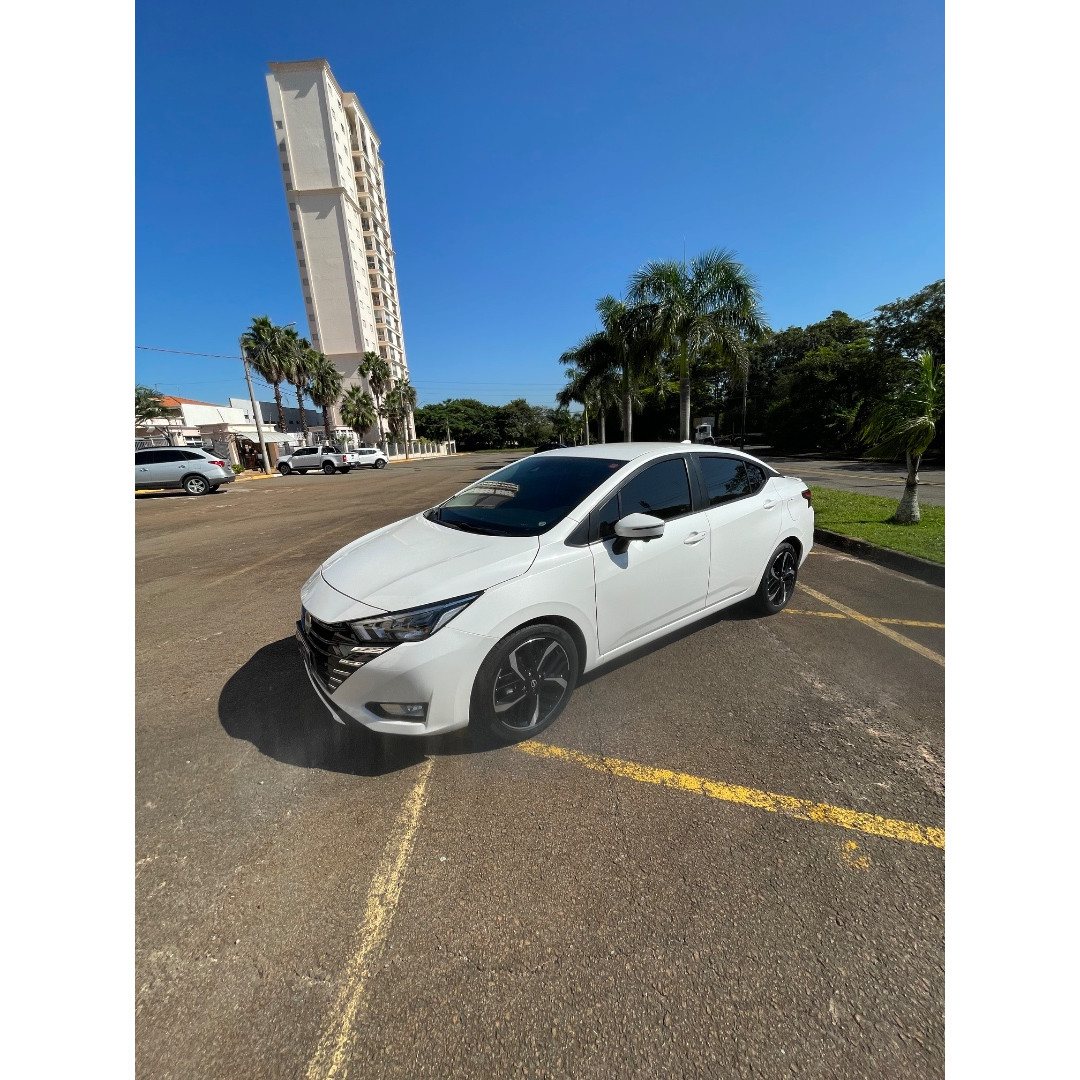 Versa Sedan 1.6 16V 4P FLEX EXCLUSIVE XTRONIC AUTOMÁTICO CVT