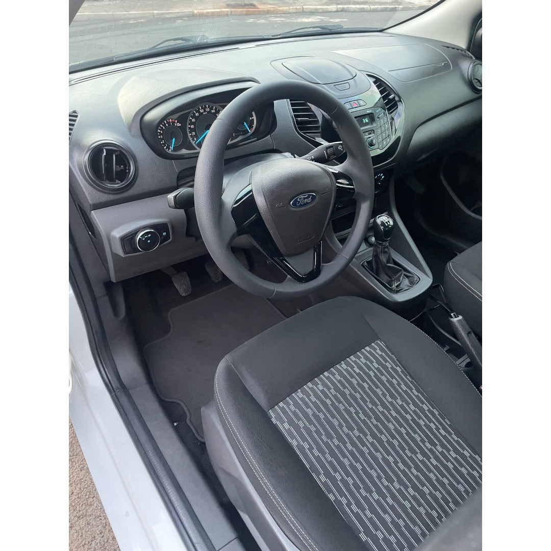 FORD Ka + Sedan 1.5 12V 4P TI-VCT SE FLEX