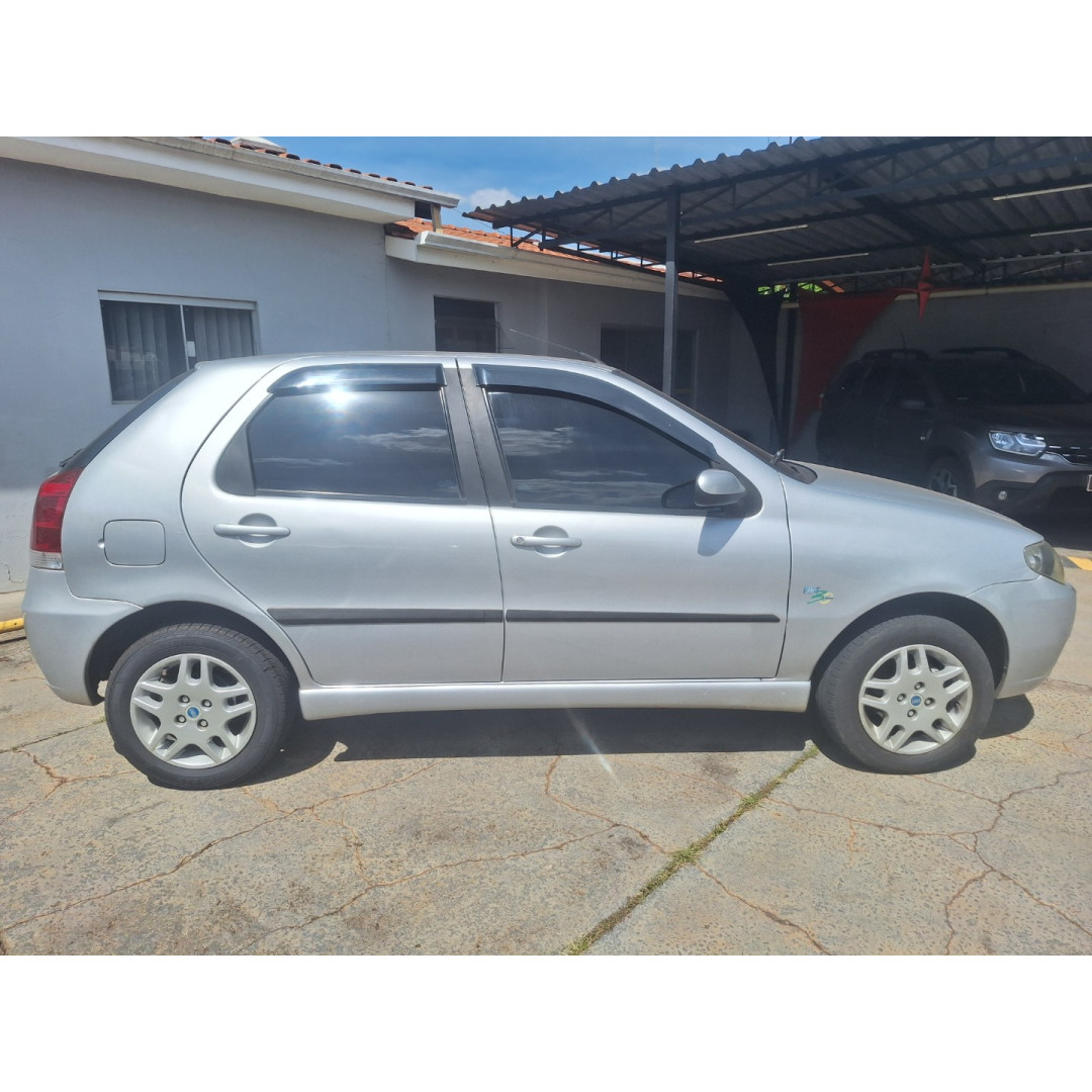 FIAT Palio 1.4 4P ELX 30 ANOS FLEX
