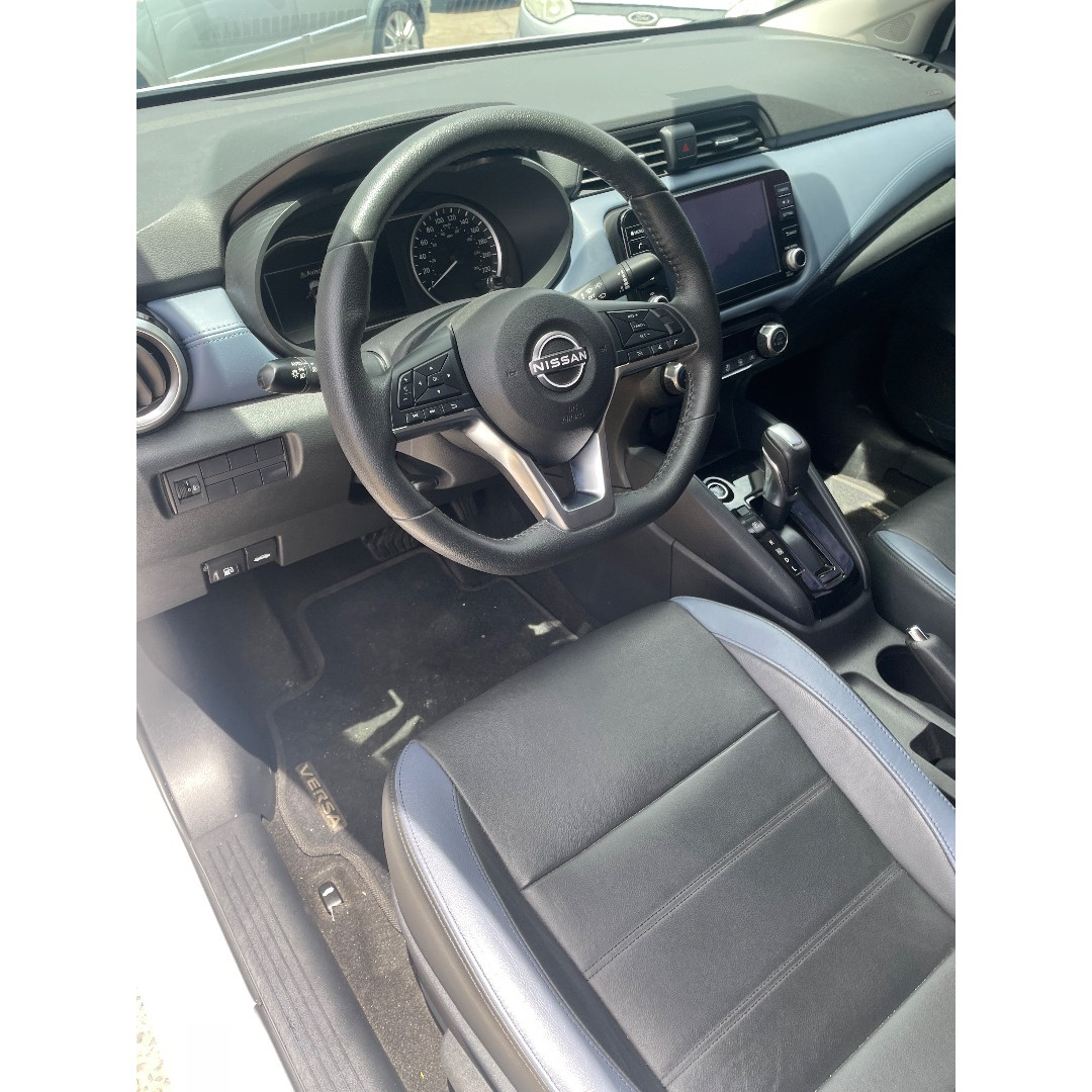 NISSAN Versa Sedan 1.6 16V 4P FLEX EXCLUSIVE XTRONIC AUTOMÁTICO CVT