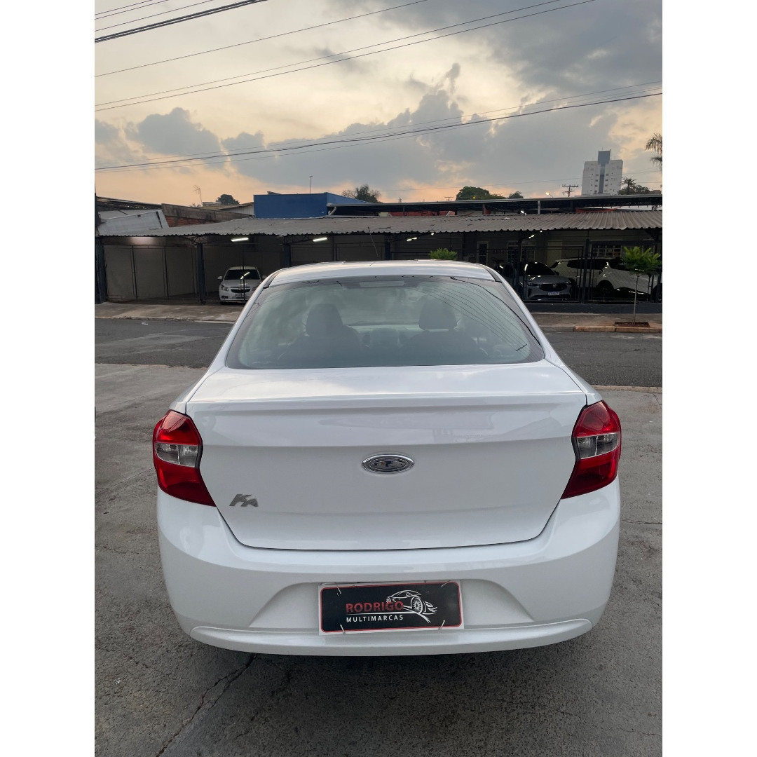 FORD Ka + Sedan 1.5 12V 4P TI-VCT SE FLEX