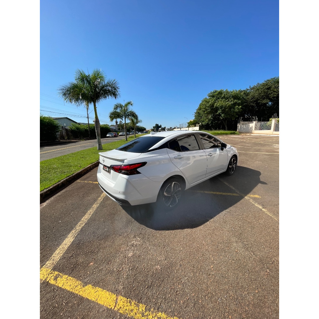 NISSAN Versa Sedan 1.6 16V 4P FLEX EXCLUSIVE XTRONIC AUTOMÁTICO CVT