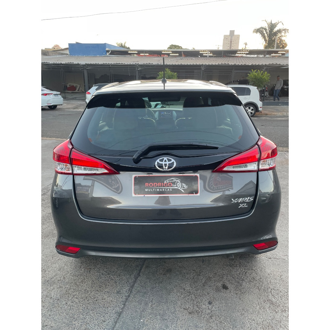 TOYOTA Yaris Hatch 1.5 16V 4P FLEX XL PLUS CONNECT MULTIDRIVE AUTOMÁTICO CVT