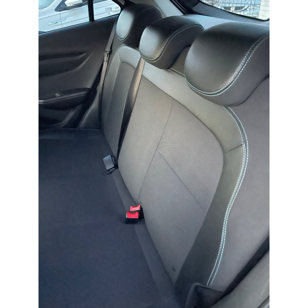 CHEVROLET Onix Hatch 1.0 4P FLEX JOY BLACK