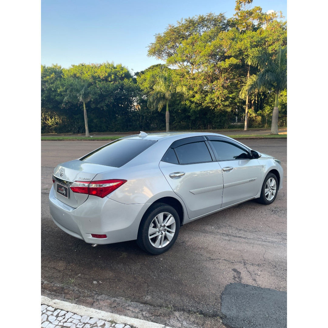TOYOTA Corolla 1.8 16V 4P GLI FLEX AUTOMÁTICO