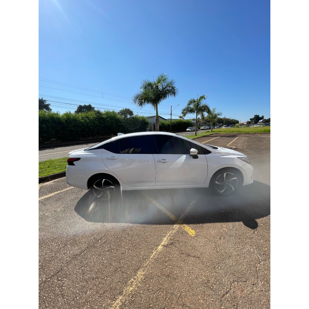 NISSAN Versa Sedan 1.6 16V 4P FLEX EXCLUSIVE XTRONIC AUTOMÁTICO CVT