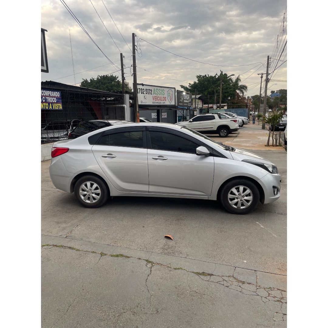 HYUNDAI HB 20 Sedan 1.0 12V 4P FLEX COMFORT PLUS