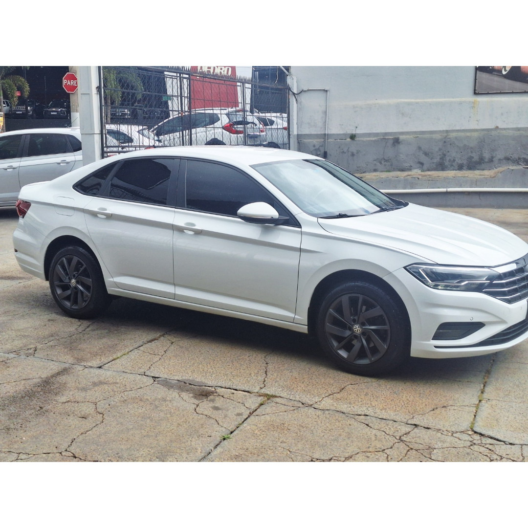 Jetta 1.4 4P 250 TSI TURBO CONFORTLINE AUTOMÁTICO