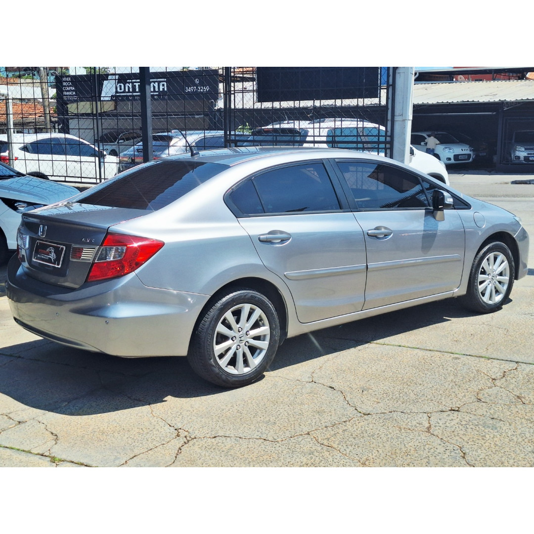 HONDA Civic 1.8 16V 4P FLEX LXS AUTOMÁTICO
