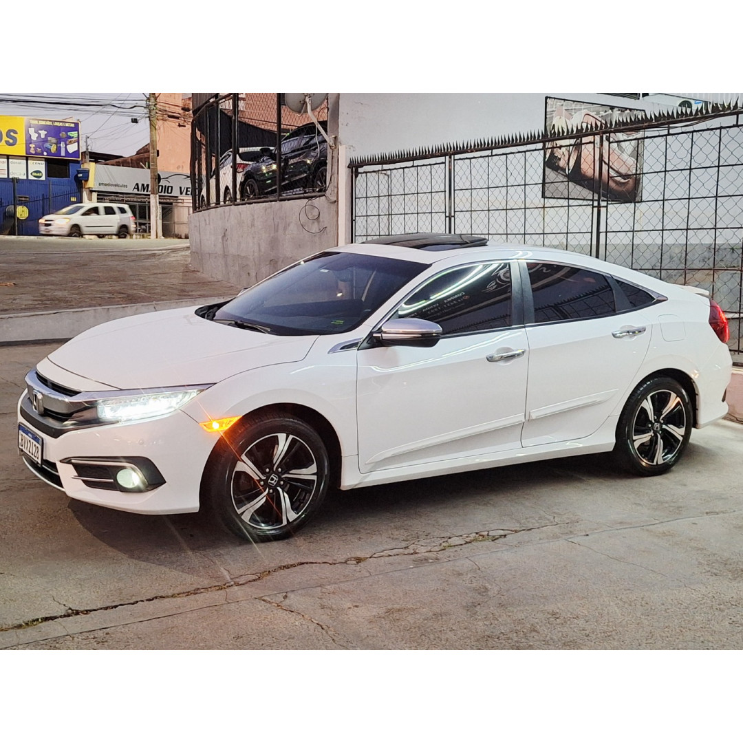Civic 1.5 16V 4P TOURING TURBO AUTOMÁTICO CVT