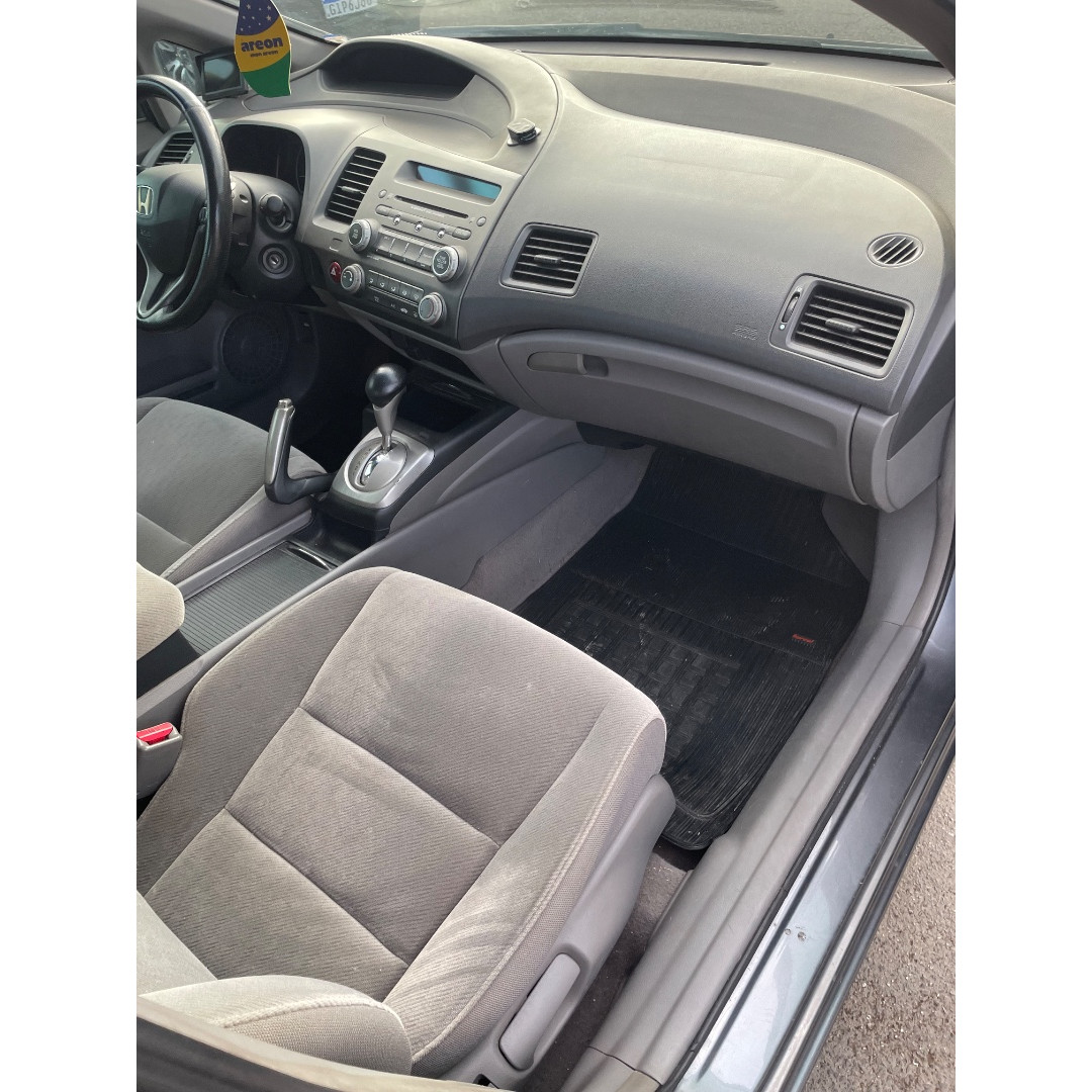HONDA Civic 1.8 16V 4P FLEX LXS AUTOMÁTICO