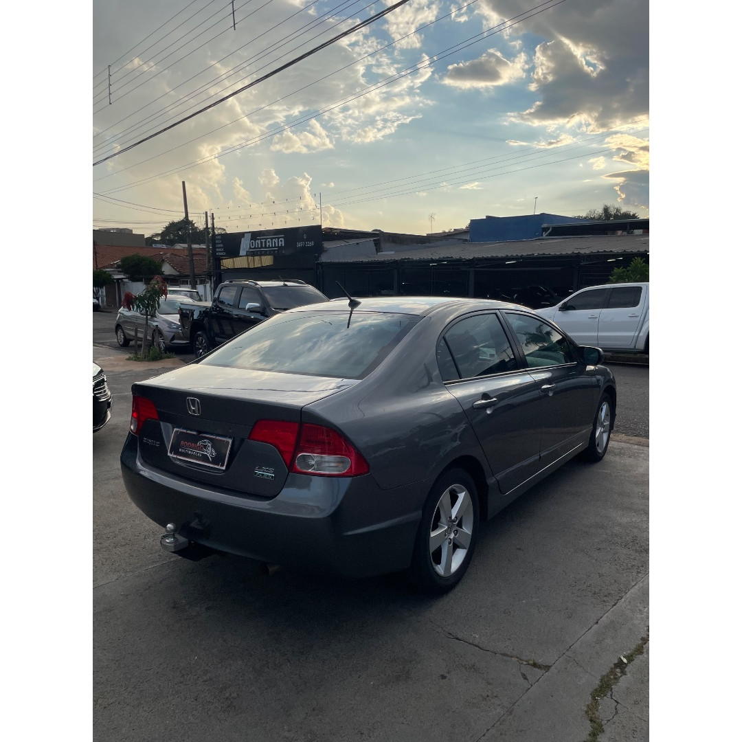 HONDA Civic 1.8 16V 4P FLEX LXS AUTOMÁTICO
