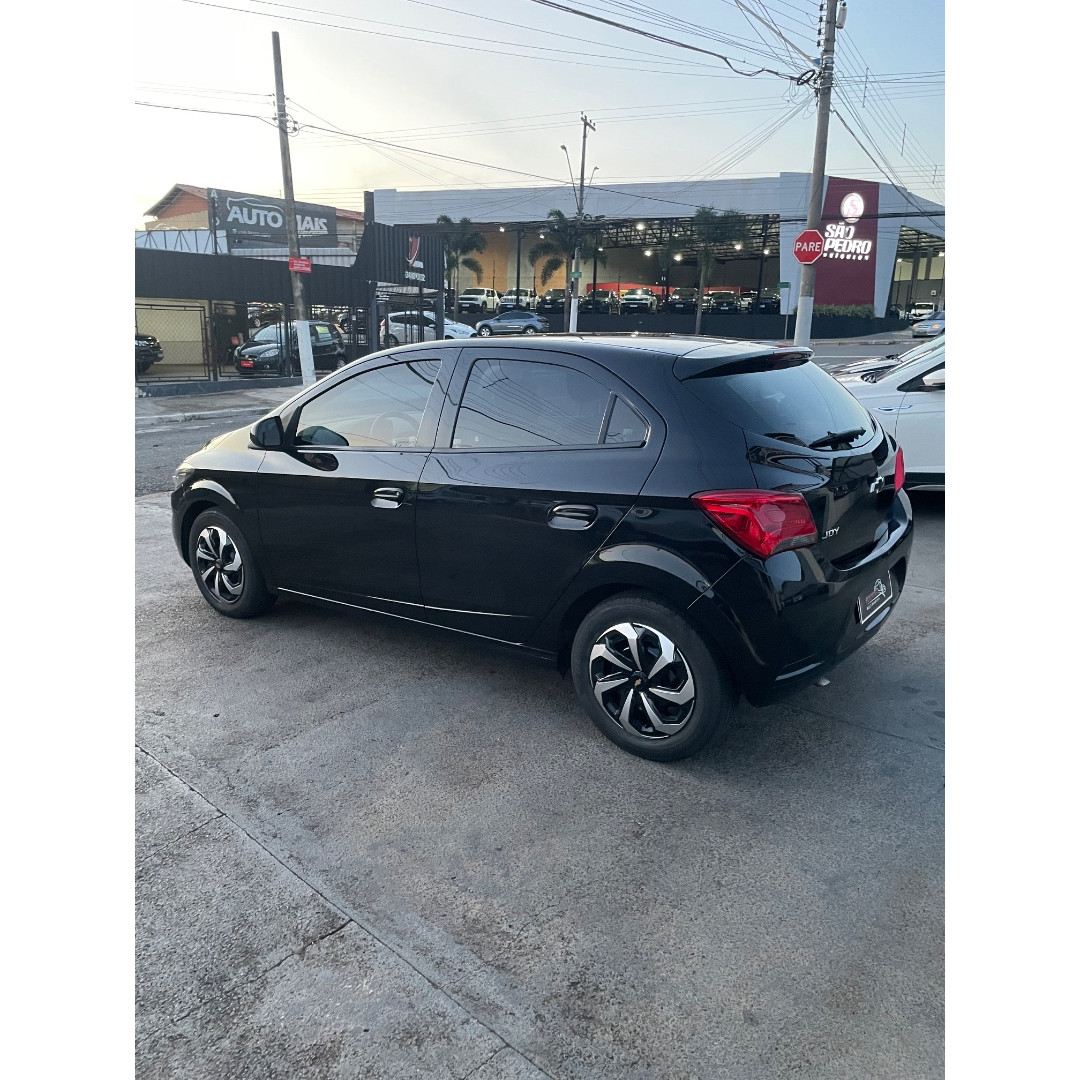 CHEVROLET Onix Hatch 1.0 4P FLEX JOY BLACK