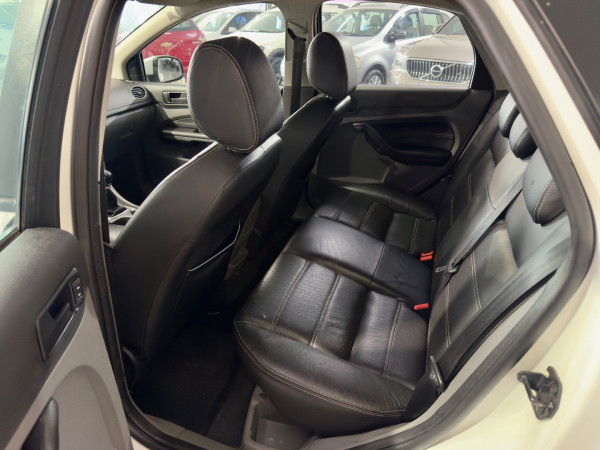 FORD Focus Hatch 1.6 4P