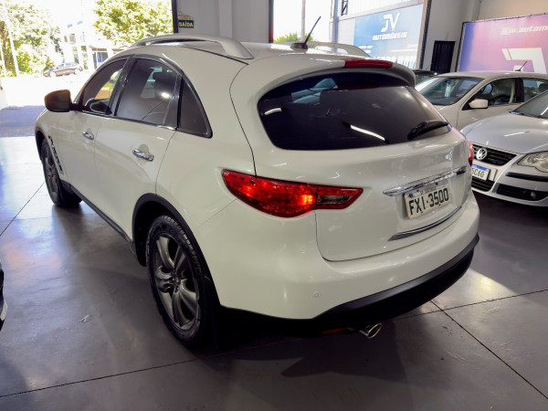 INFINITI FX35 3.5 V6 24V AWD AUTOMÁTCIO