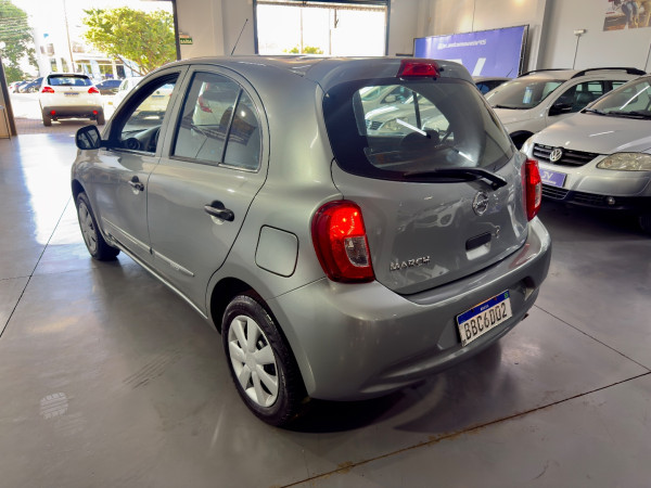 NISSAN March 1.0 16V 4P FLEX